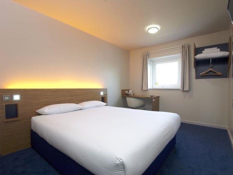 Travelodge Bristol Central Anchor Road Exteriér fotografie