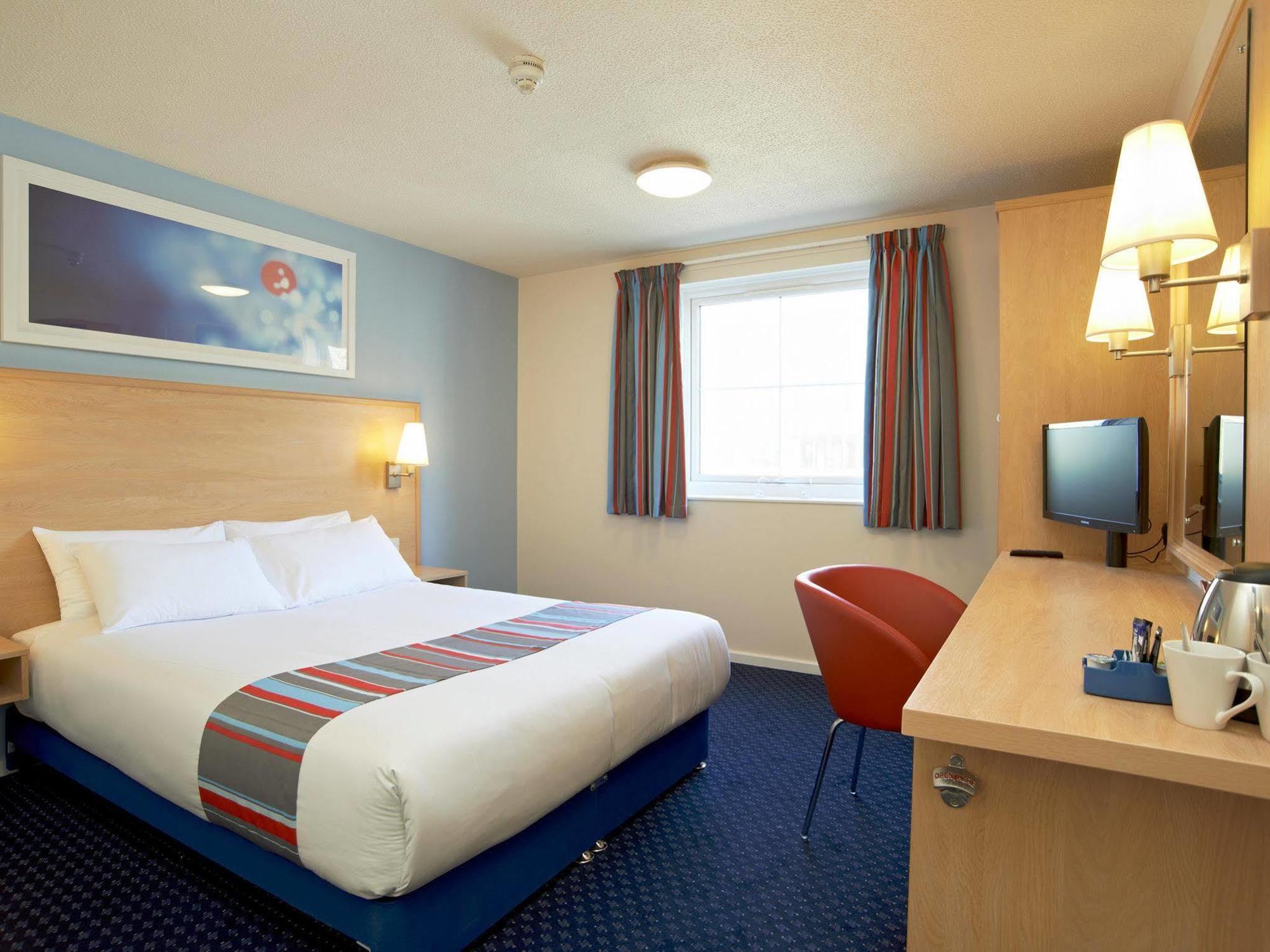 Travelodge Bristol Central Anchor Road Exteriér fotografie